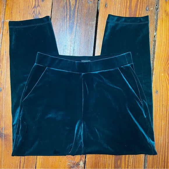 LOFT Women's Velvet Tapered Pull On Pants Size M Emerald Green Pockets Holiday - Picture 10 of 10